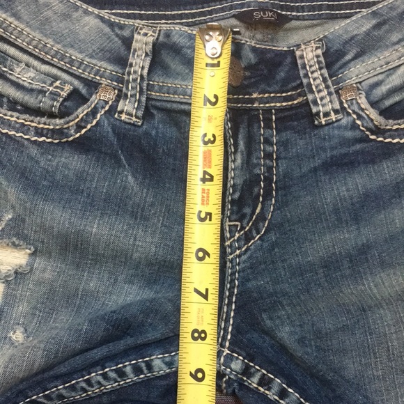 Silver Jeans Suki Embellished Distressed Mid Rise Super Stretch Capri W28 L23 - Picture 13 of 14